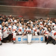 Hockey sur glace: Le HCV Martigny perd, mais rêve de plus en plus de Swiss League